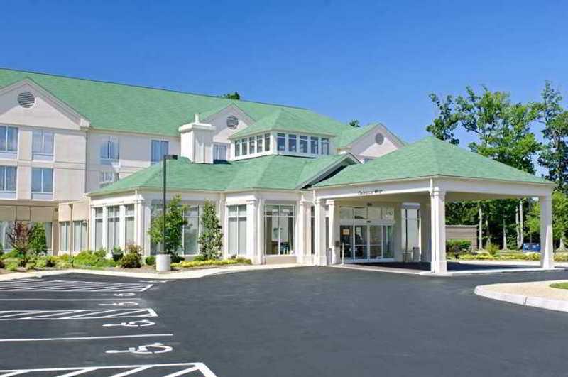 Hilton Garden Inn Newport News Buitenkant foto