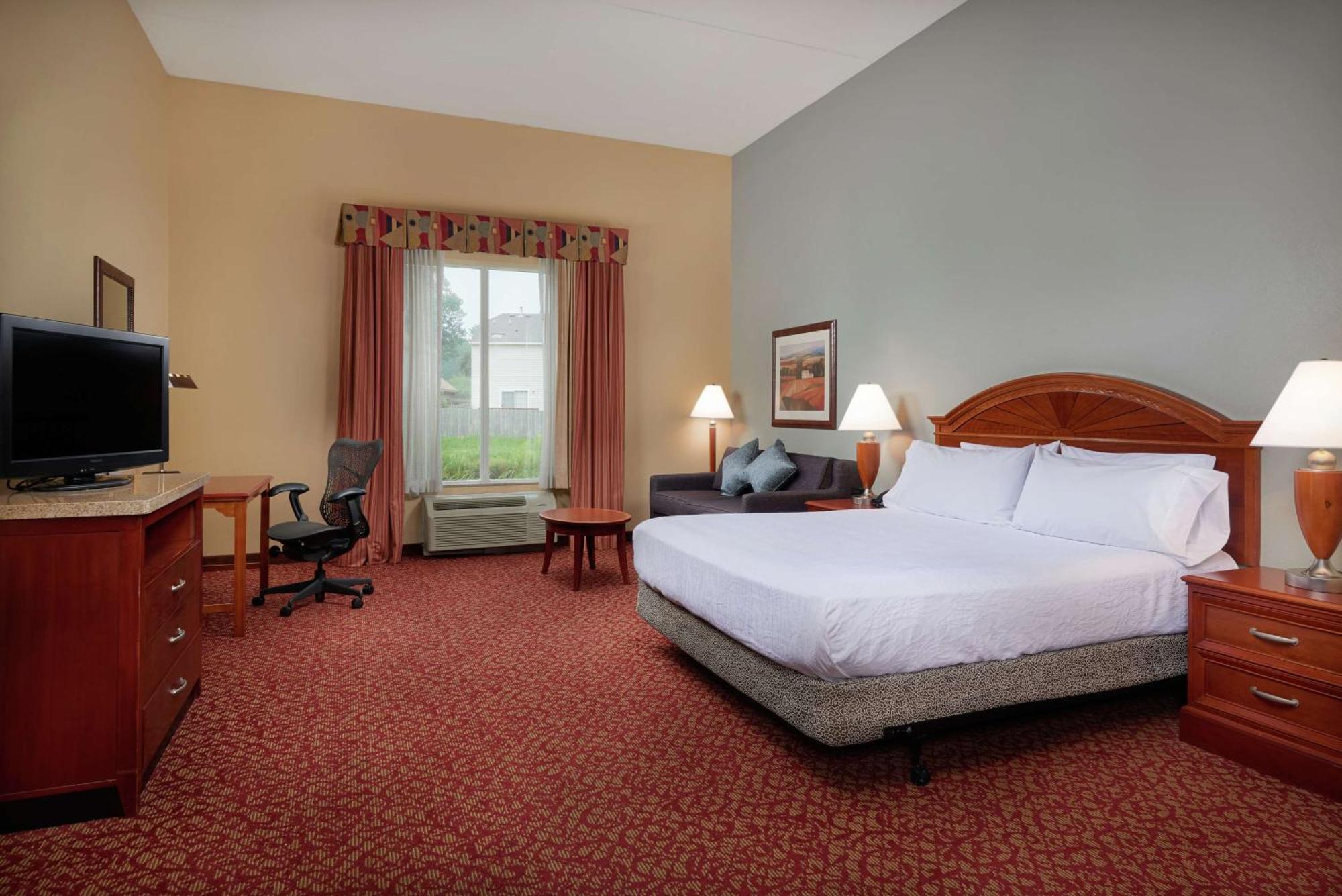 Hilton Garden Inn Newport News Buitenkant foto