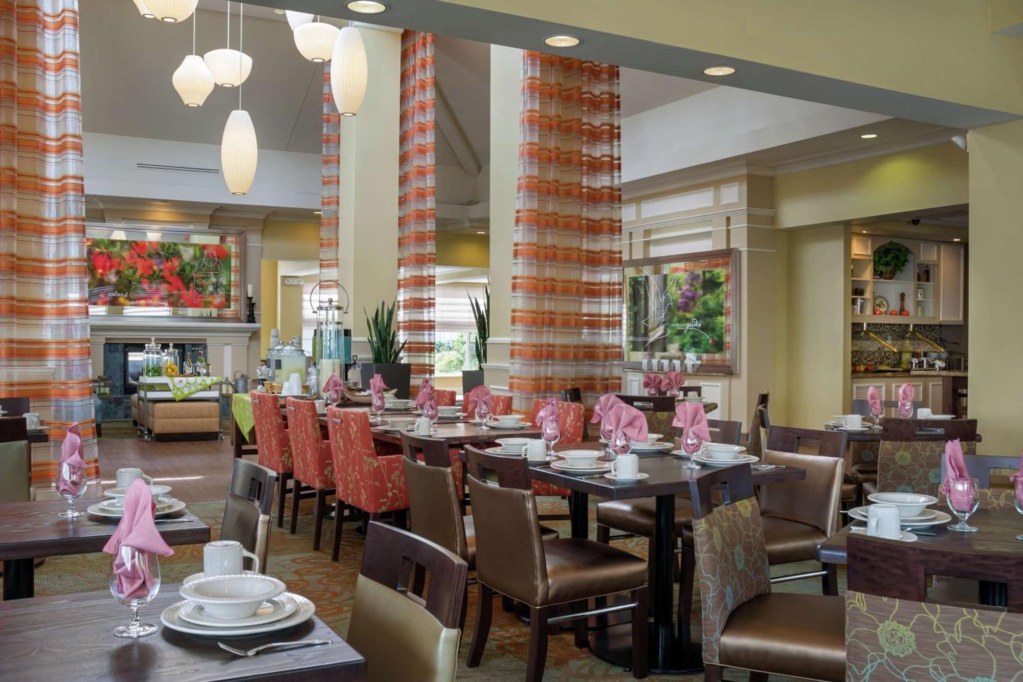 Hilton Garden Inn Newport News Buitenkant foto