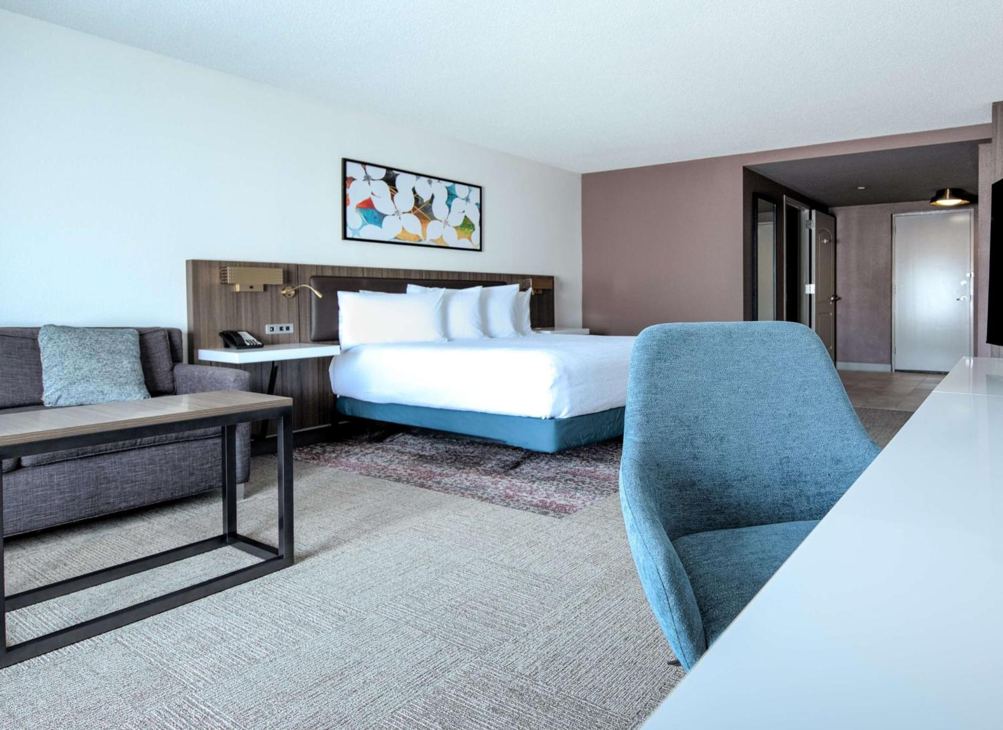 Hilton Garden Inn Newport News Buitenkant foto