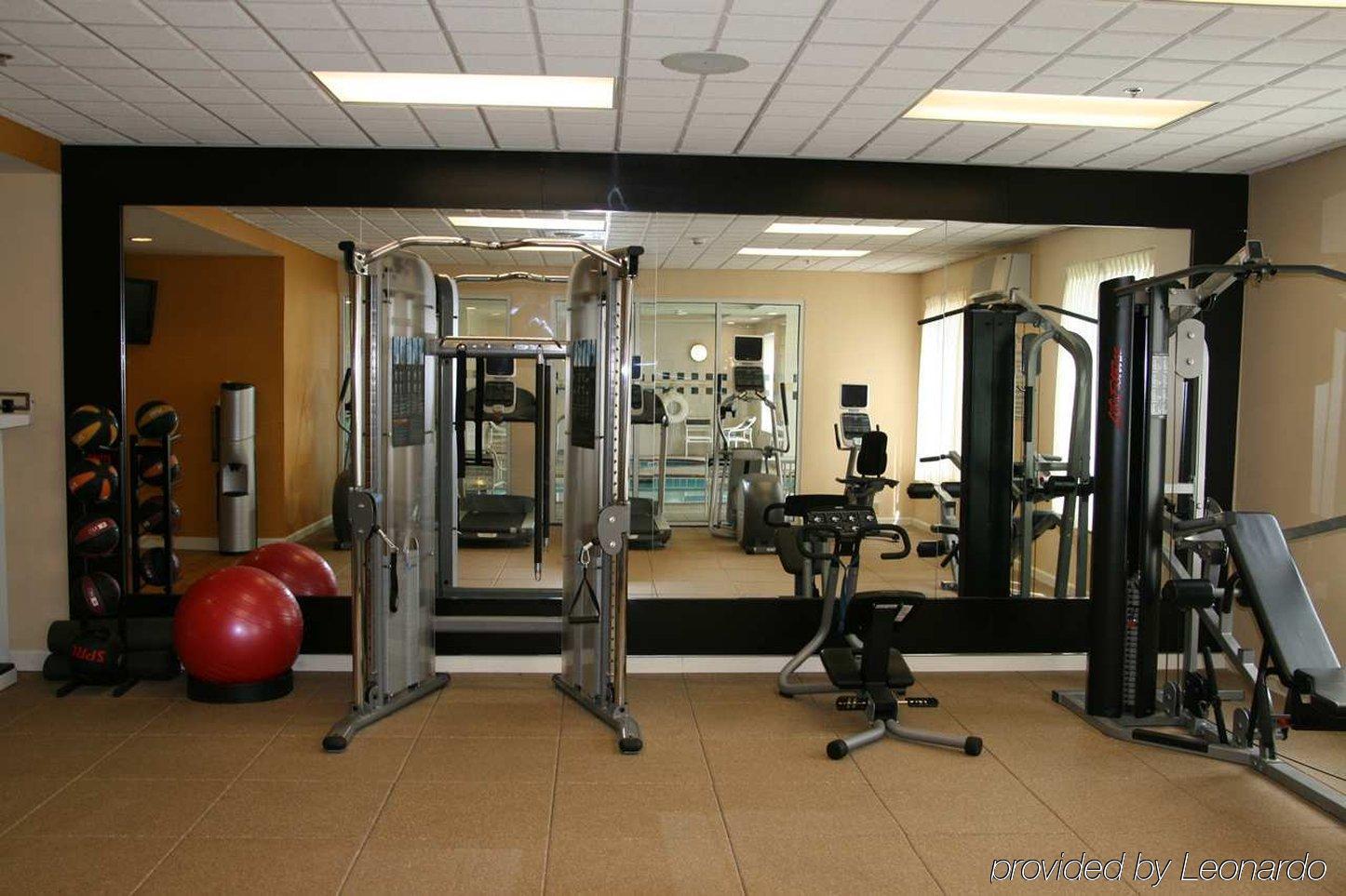 Hilton Garden Inn Newport News Faciliteiten foto